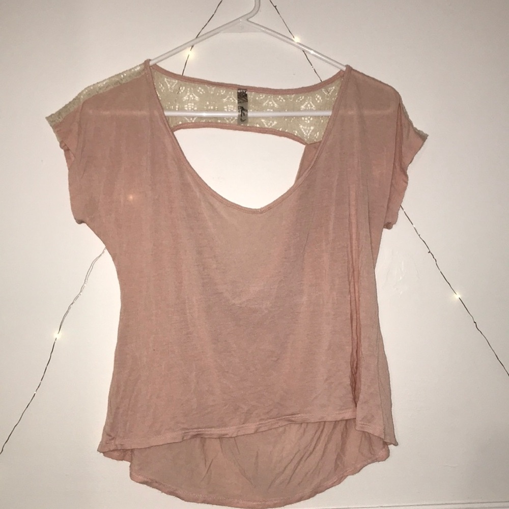 light pink flirty shirt w open back